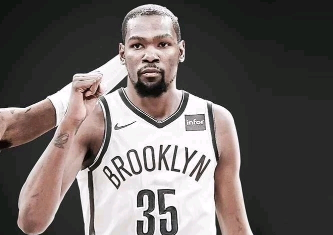 海港0-2不敌武里南联，素巴猜破门，古德建功，李圣龙造险（武里南联2-0力克海港：素巴猜、古德相继破门，李圣龙制造险情）