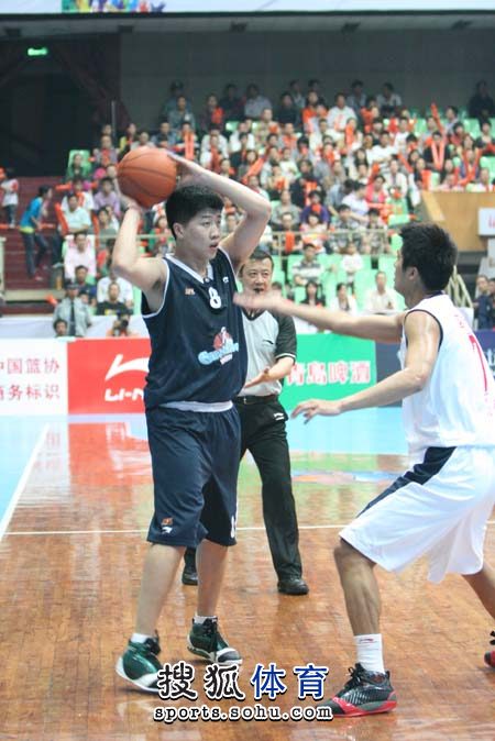 意甲主帅年薪榜：孔蒂、阿莱格里前2，斯帕莱蒂第4，齐沃第8（意甲主帅薪酬排名：孔蒂、阿莱格里包揽前二，斯帕莱蒂居第4，齐沃第8）