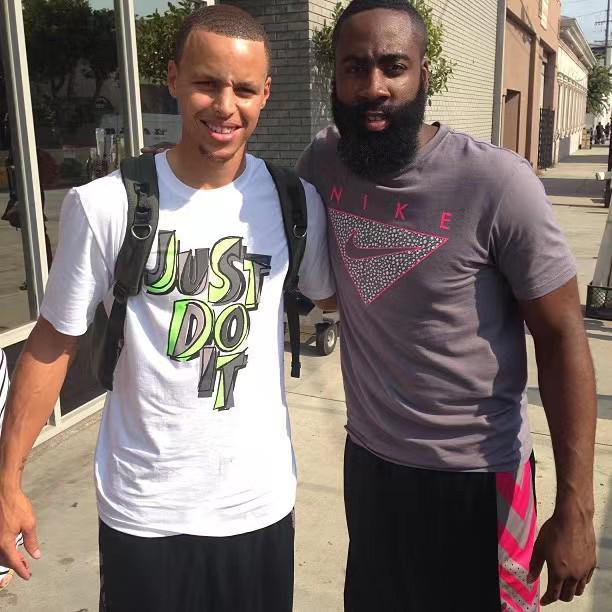 阿德莱德对阵墨尔本城大名单：纳杰多夫斯基缺席，古德温在列（阿德莱德战墨尔本城名单：纳杰多夫斯基缺阵，古德温入选）