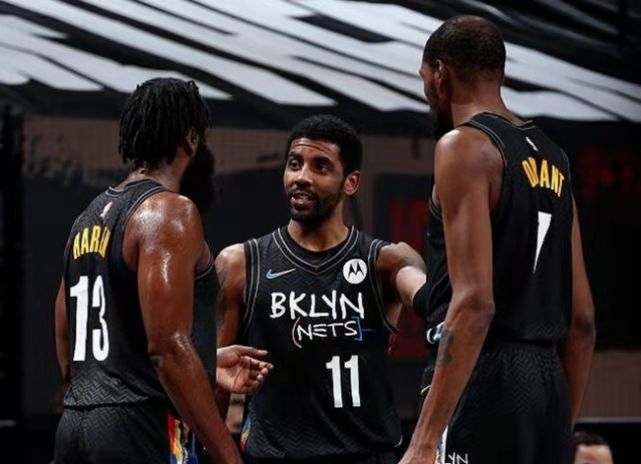 齐沃：我们不会怀疑劳塔罗的重要性，我和他每天都拥抱（齐沃：劳塔罗的重要性不容置疑，我每天都与他拥抱）