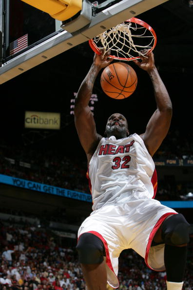 欧冠战报：皇马主场大胜对手,（欧冠赛况：皇马主场横扫对手）