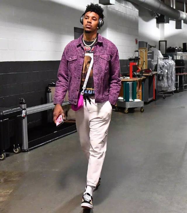 中超战报：阿奇姆彭破门，恩里克扳平，河南1-1云南玉昆（中超速递：阿奇姆彭先拔头筹、恩里克追平，河南与云南玉昆1-1握手言和）