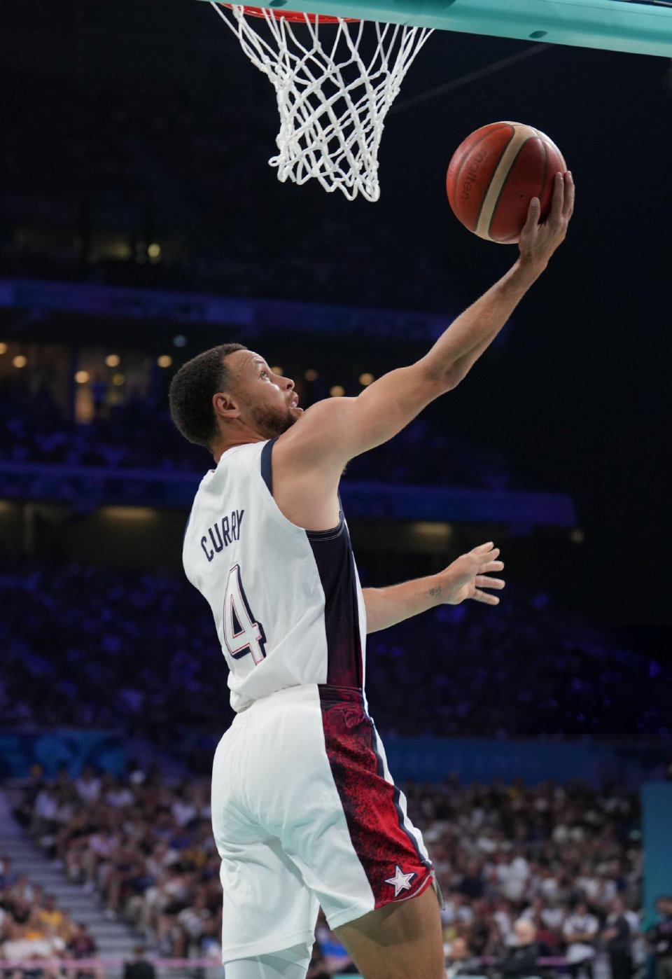 本轮欧冠最佳阵容：姆巴佩、维蒂尼亚领衔，赖斯、库库在列（欧冠本轮最佳阵容出炉：姆巴佩、维蒂尼亚领衔，赖斯、库库入选）