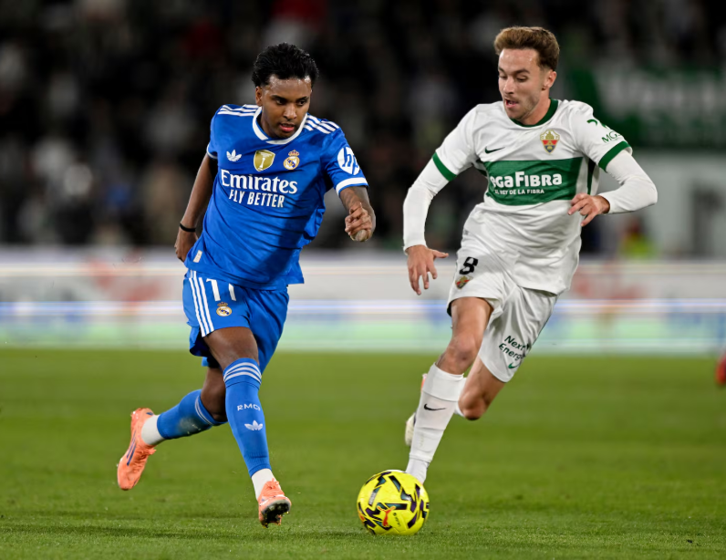 亚历山大：过去的成绩已是历史 但若想再次夺冠我们必须变得更强（亚历山大：辉煌已成过去，要想再度登顶唯有不断变强）