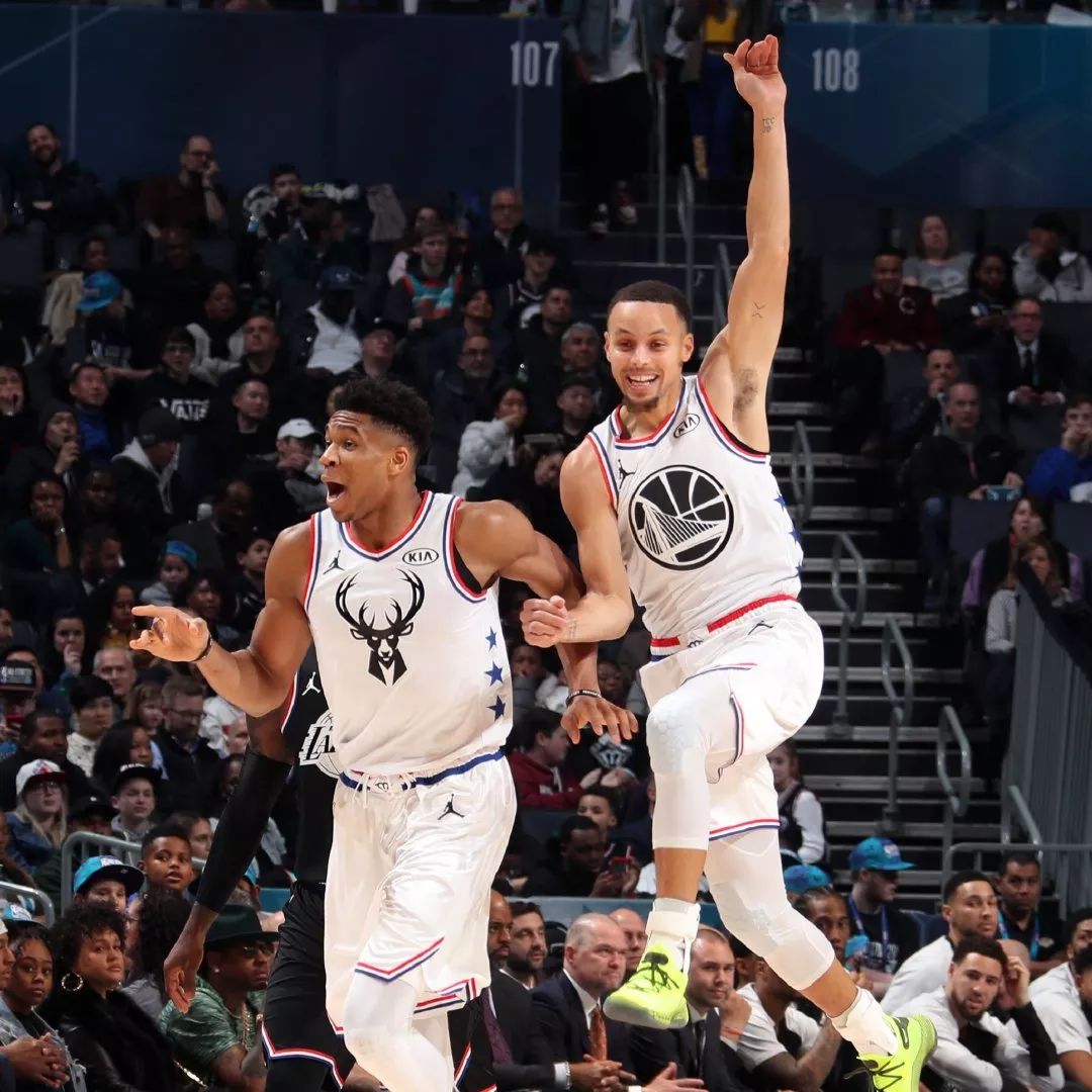 晚邮报：孔蒂向球队发表了一小时讲话，要求球员立即拿出状态（晚邮报：孔蒂对全队训话一小时，要求球员立即进入状态）