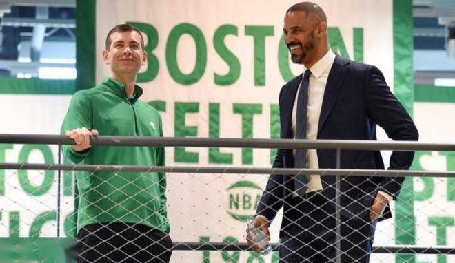 米体：弗拉霍维奇愿意留在尤文，但薪水始终是个问题（米体：弗拉霍维奇倾向留守尤文，薪资问题仍是关键障碍）