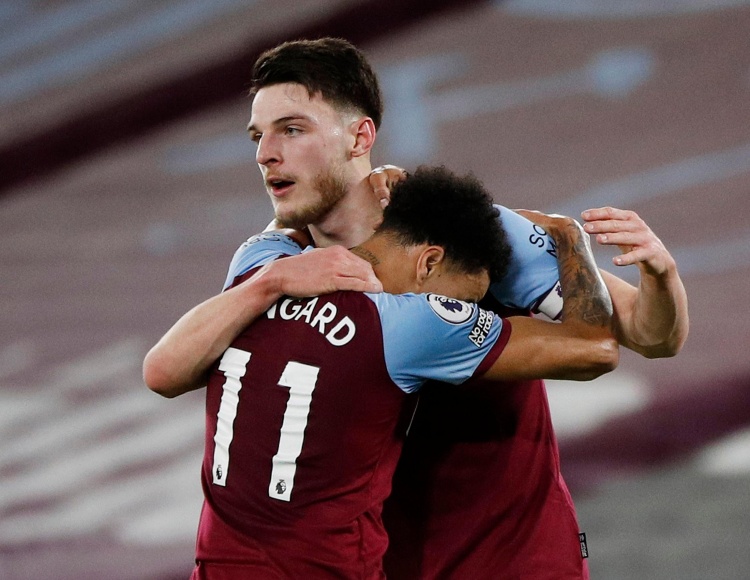 打入制胜一球，麦卡利斯特当选利物浦vs皇马全场最佳球员（绝杀制胜！麦卡利斯特当选利物浦对皇马全场最佳）