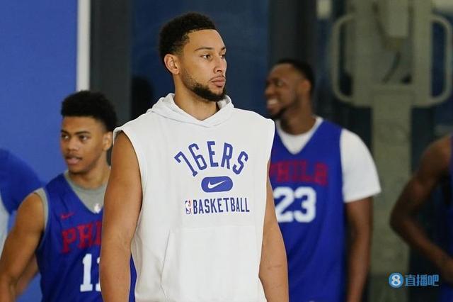 早报：不求同年同月同日生，但求同年同月同日2-2（早报：不必同生同月同日，只盼同年同月同日齐演2-2）