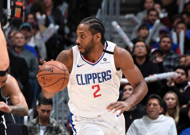 太阳vs掘金前瞻：两队同为背靠背，阵容厚度成比赛胜负手（太阳对掘金前瞻：双双背靠背，阵容深度或定胜负）