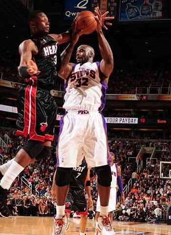 会打球的人，都有这个习惯（打球的人都有一个共同习惯）