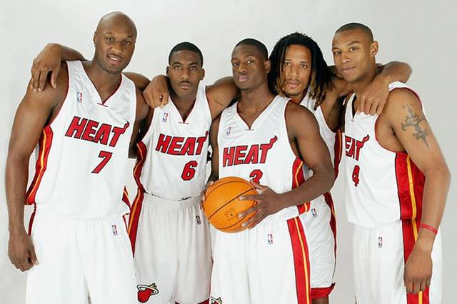 这队彻底起飞了（这队一飞冲天了）