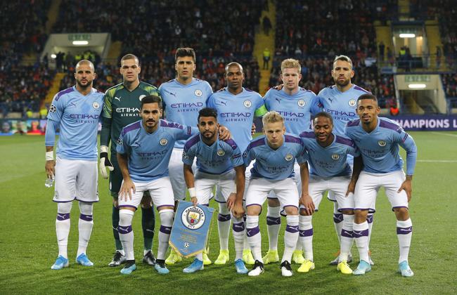 快船新星崭露锋芒 替补砍17分大胜老鹰终结五连败（替补新星轰17分助快船大胜老鹰 终结五连败）