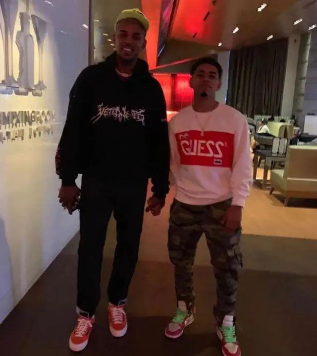 切尔西1-1阿森纳！凯塞多染红，查洛巴破门，梅里诺救主（切尔西战平阿森纳1-1：凯塞多染红，查洛巴建功，梅里诺扳平）