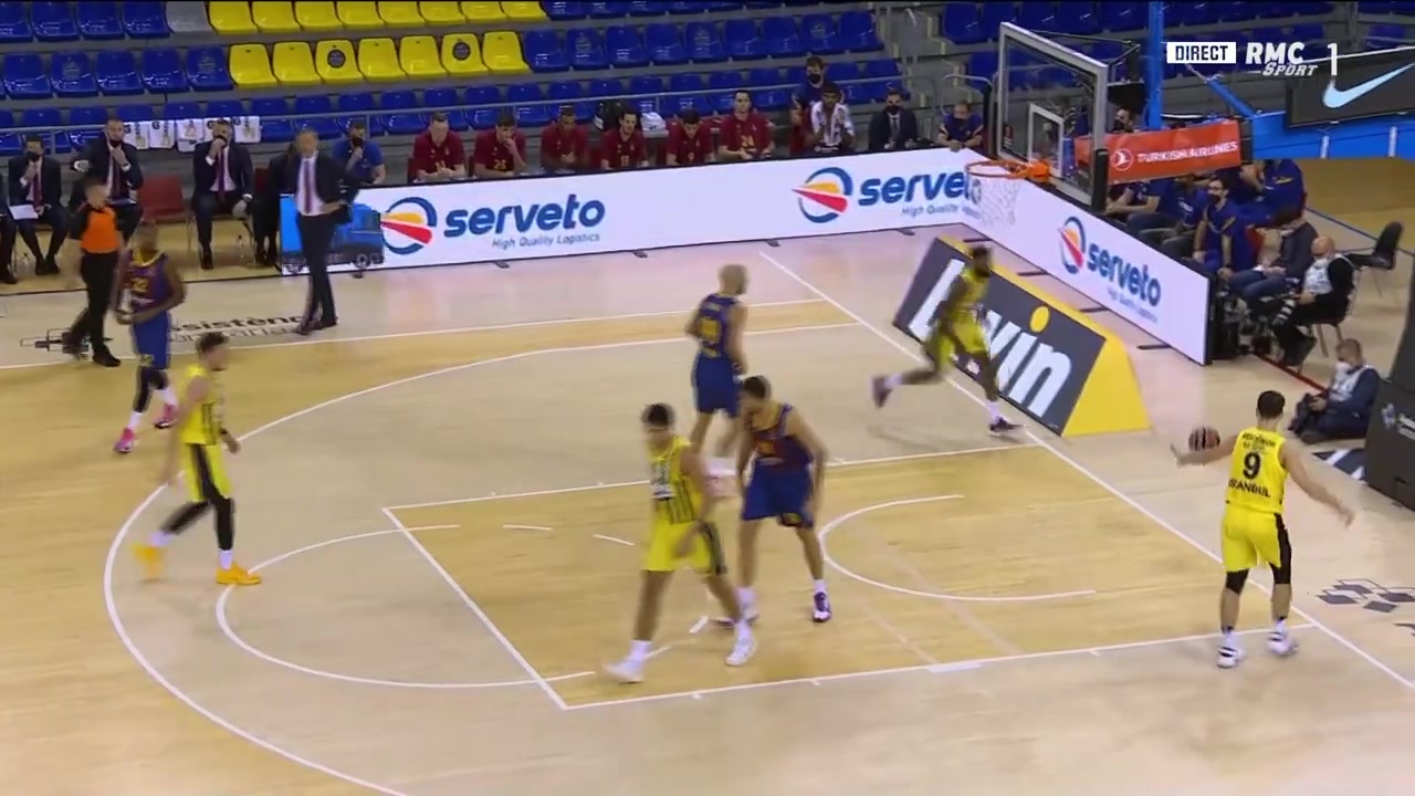 2.53米，麦克托米奈创下倒钩射门脚尖高度新的世界纪录（麦克托米奈倒钩脚尖高度达2.53米，刷新世界纪录）