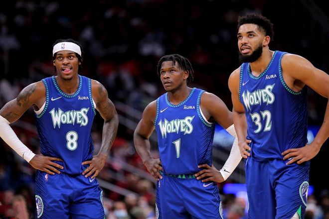 重返福地，赫拉芬贝赫在圣西罗球场两次获欧冠全场最佳球员（再临圣西罗，赫拉芬贝赫两度斩获欧冠全场最佳）