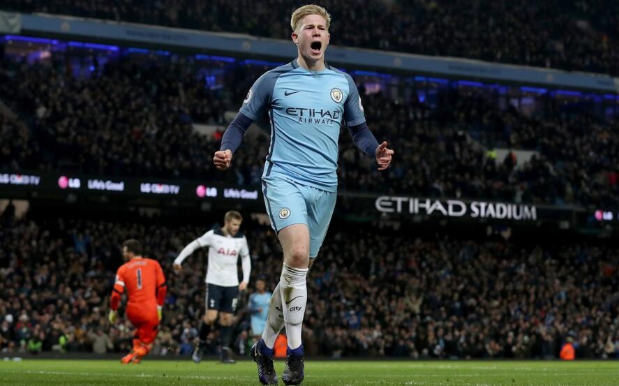 里程碑，国安后卫何宇鹏已在中超出战100场（中超百场！国安后卫何宇鹏达成里程碑）