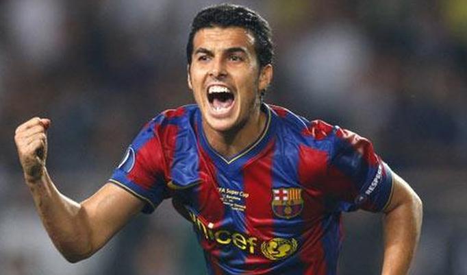 中国男子冰壶队米兰冬奥资格赛5-2击败菲律宾，豪取三连胜引关注（中国男冰壶队米兰冬奥资格赛5比2击败菲律宾，豪取三连胜引热议）