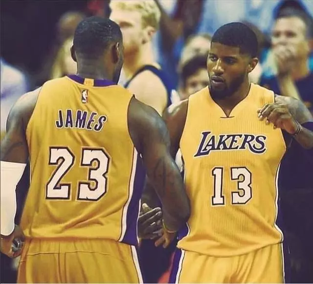 NBA交易市场最新动态：骑士完成引援,（NBA交易快讯：骑士敲定补强）